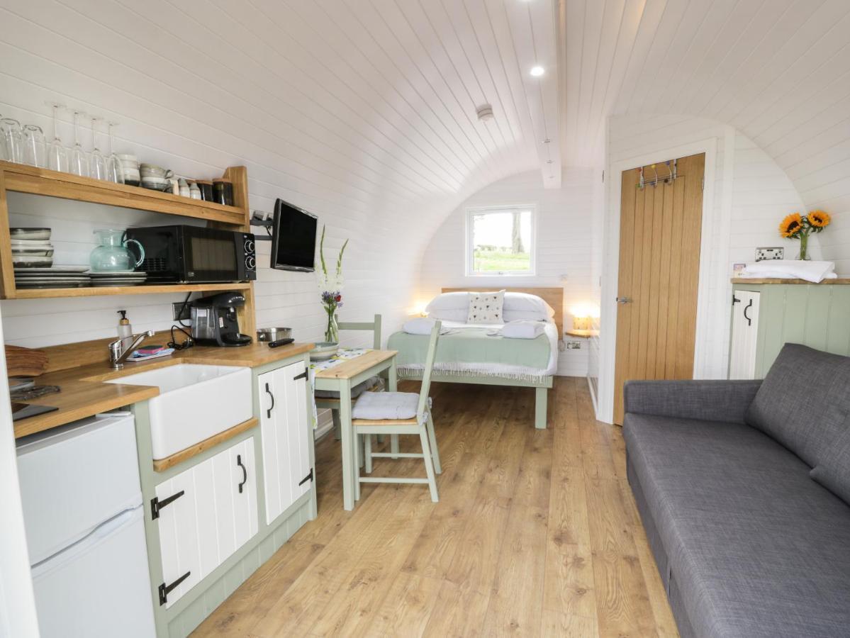 Laird Lodge 1 로커비 외부 사진